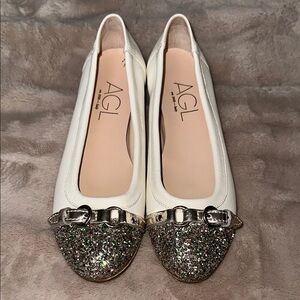AGL Monika Women's White and Silver Glitter Flats Fairly New Never worn